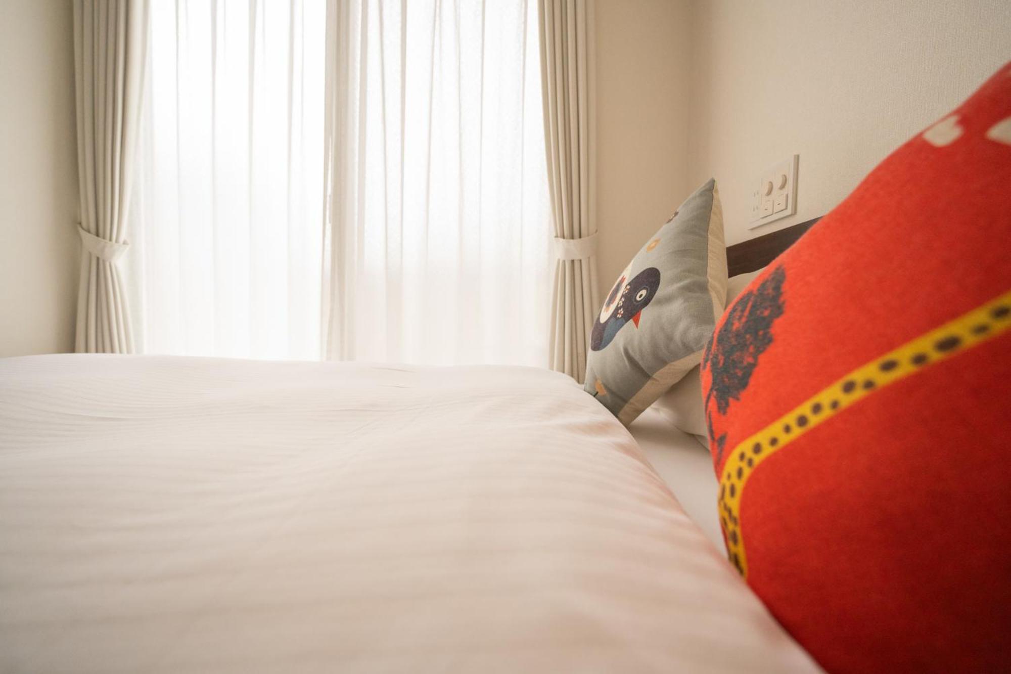 Home Inn Kujo Kawaramachi Киото Екстериор снимка