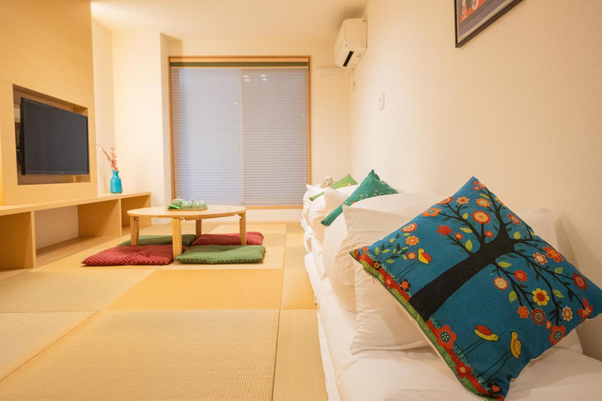 Home Inn Kujo Kawaramachi Киото Екстериор снимка