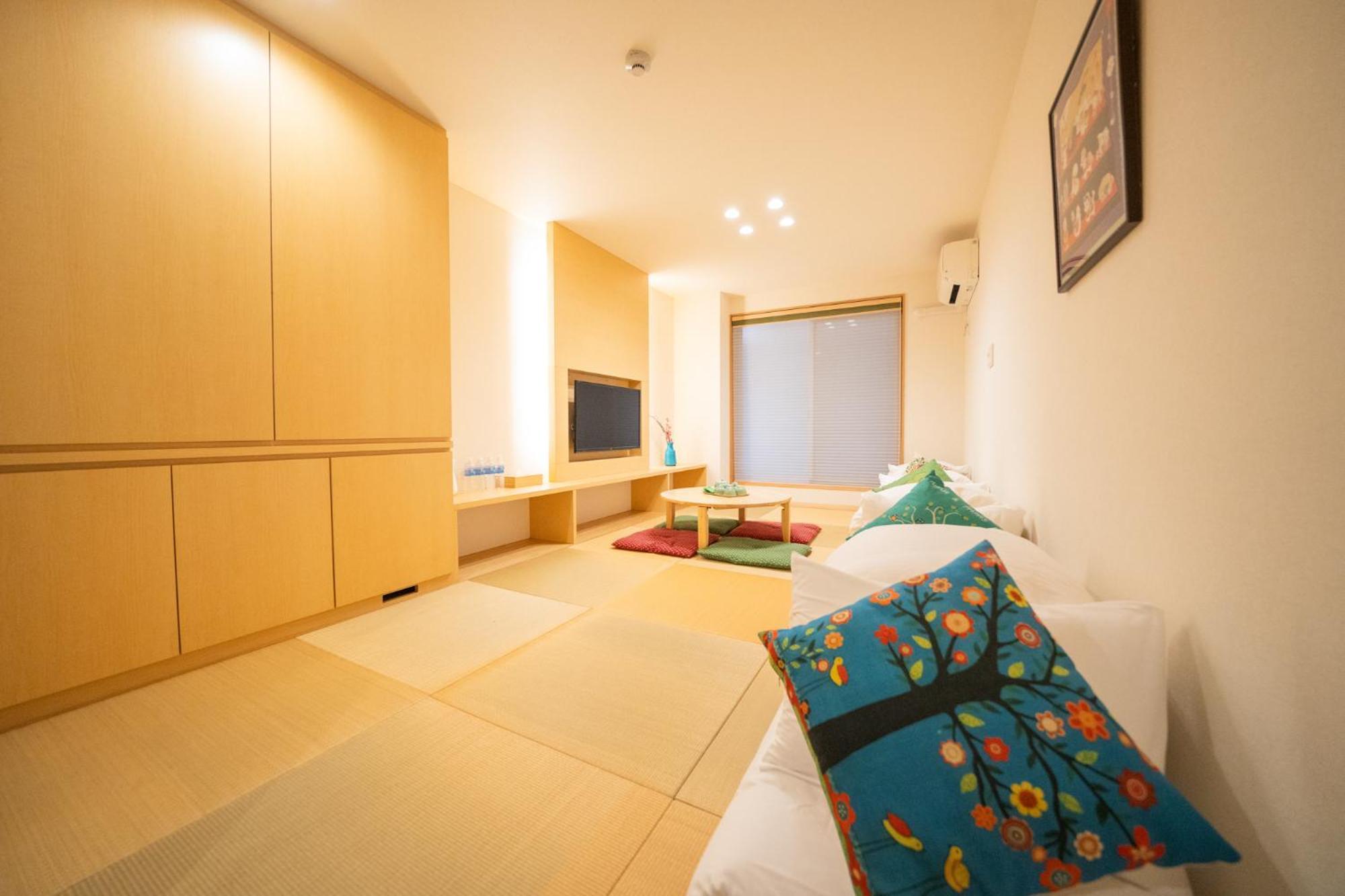 Home Inn Kujo Kawaramachi Киото Екстериор снимка