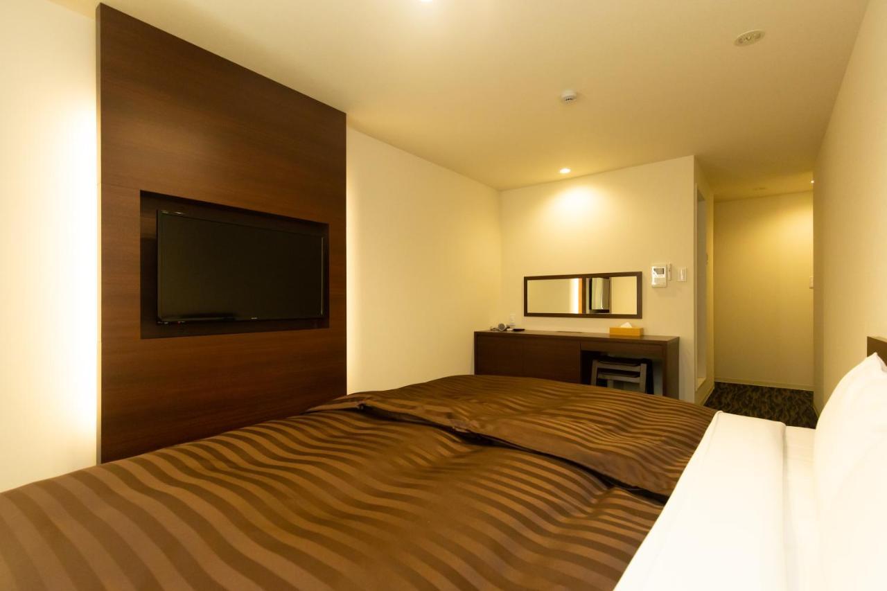 Home Inn Kujo Kawaramachi Киото Екстериор снимка